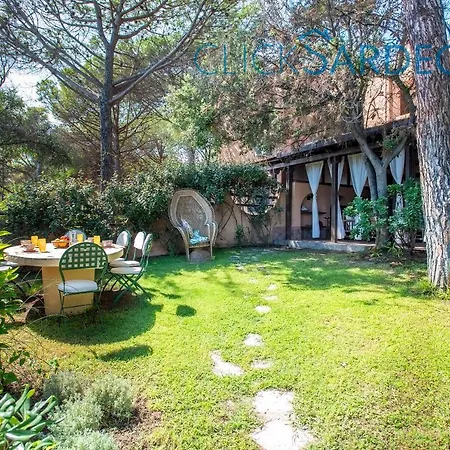 Villa Right On The A For 12 People Forte Village