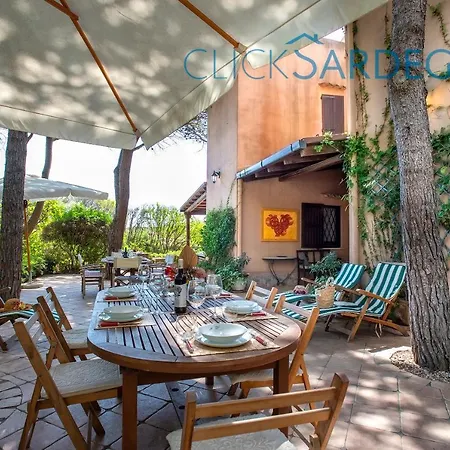 Villa Right On The A For 12 People *